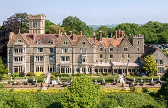 gdb Networking at Ease at Nutfield Priory Hotel & Spa